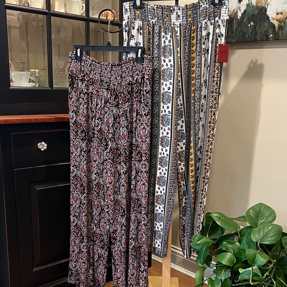2 pairs of Patterned wide leg pants